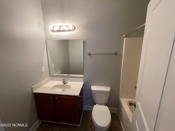 $1,795 | 4804 Exton Park Loop, Castle Hayne, NC 28429