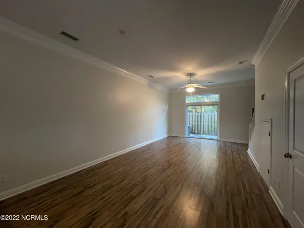 $1,950 | 4804 Exton Park Loop, Castle Hayne, NC 28429