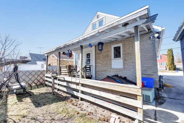 $149,900 | 1611 Jackson Street, Two Rivers, WI 54241