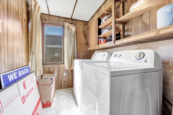 $149,900 | 1611 Jackson Street, Two Rivers, WI 54241