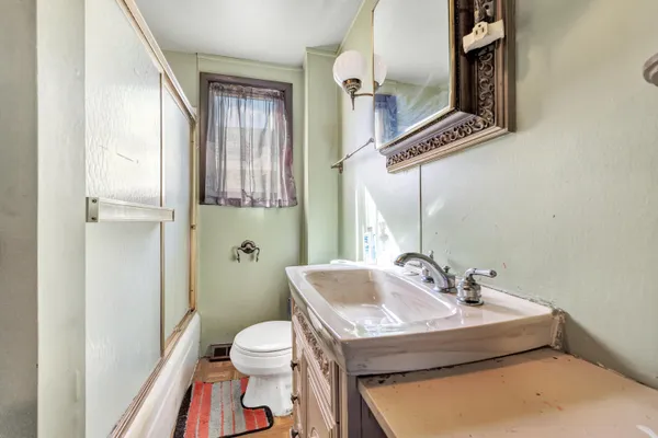$149,900 | 1611 Jackson Street, Two Rivers, WI 54241
