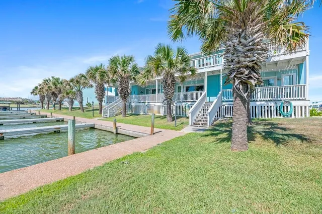 $369,000 | 2292 North Fulton Beach Road, Unit 405, Rockport, TX 78382