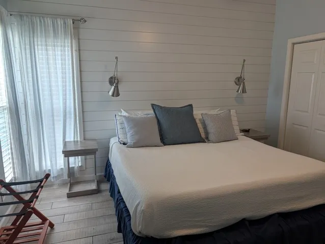 $369,000 | 2292 North Fulton Beach Road, Unit 405, Rockport, TX 78382