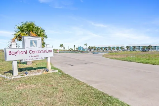 $369,000 | 2292 North Fulton Beach Road, Unit 405, Rockport, TX 78382