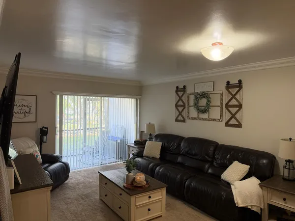 $165,000 | 711 North Pine Island Road, Unit 104, Plantation, FL 33324