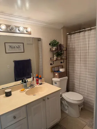 $165,000 | 711 North Pine Island Road, Unit 104, Plantation, FL 33324