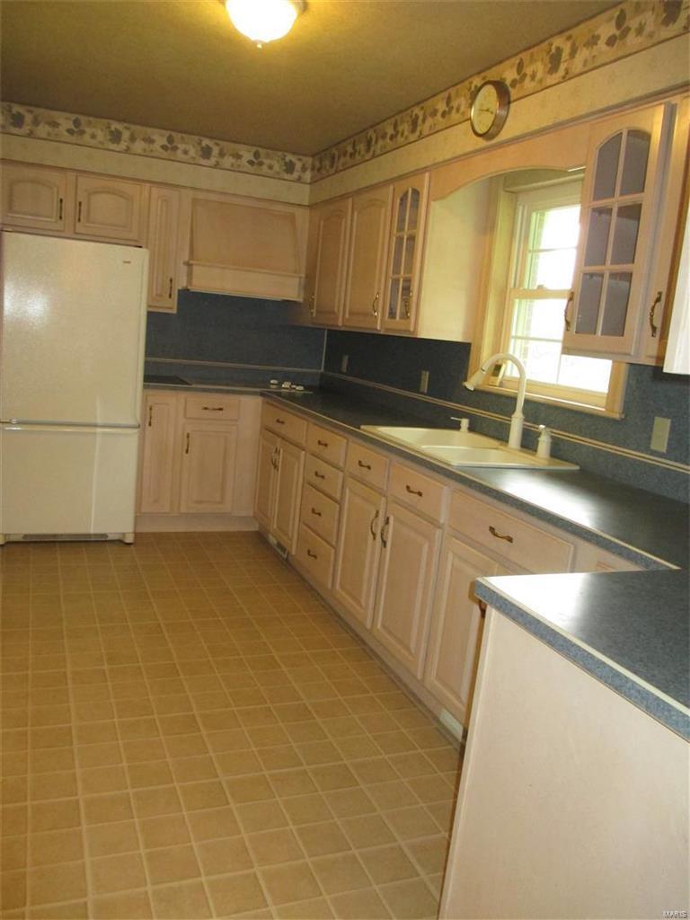 801 5th Street Chester, IL 62233 - Photo 9 of 29 Gallery Image 9