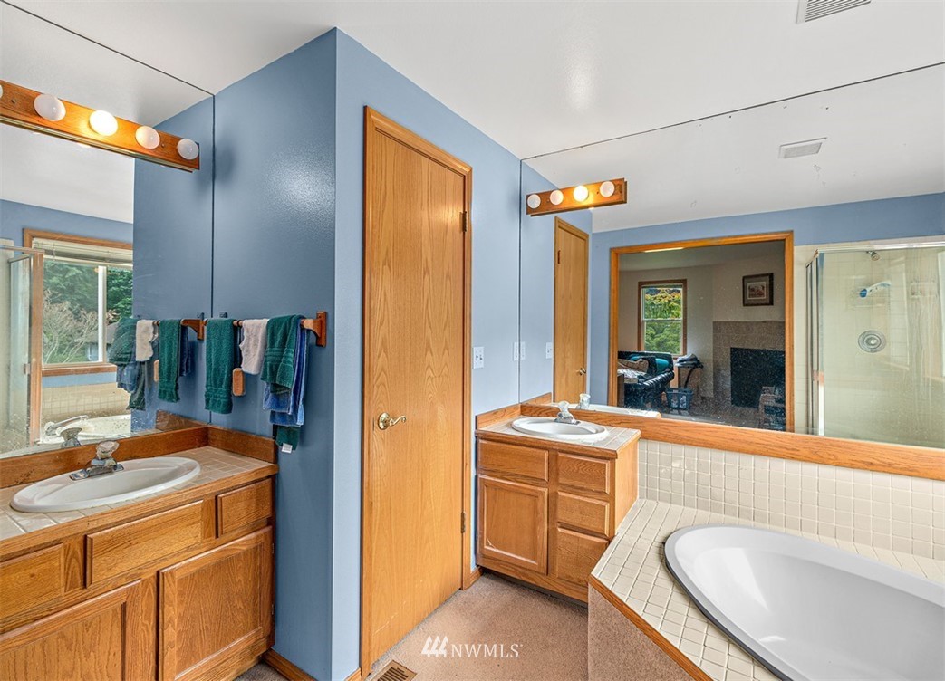 2428 182nd Place Southeast Bothell, WA 98012 - Photo 12 of 14 Gallery Image 12