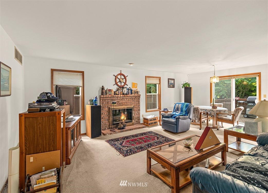 2428 182nd Place Southeast Bothell, WA 98012 - Photo 7 of 14 Gallery Image 7