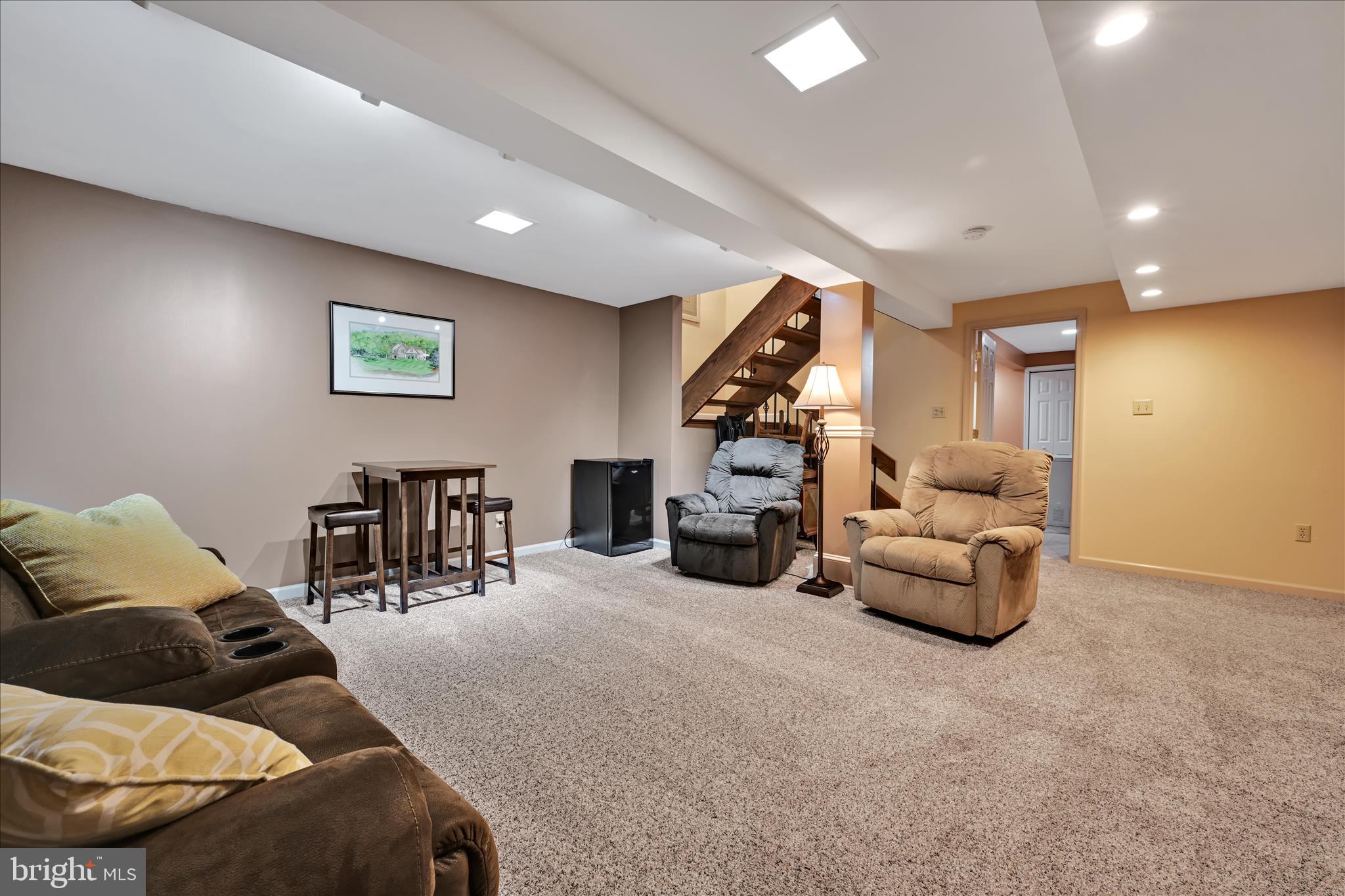 57 Wood Circle Reading, PA 19607 - Photo 34 of 46 a bed room with furniture and a couch