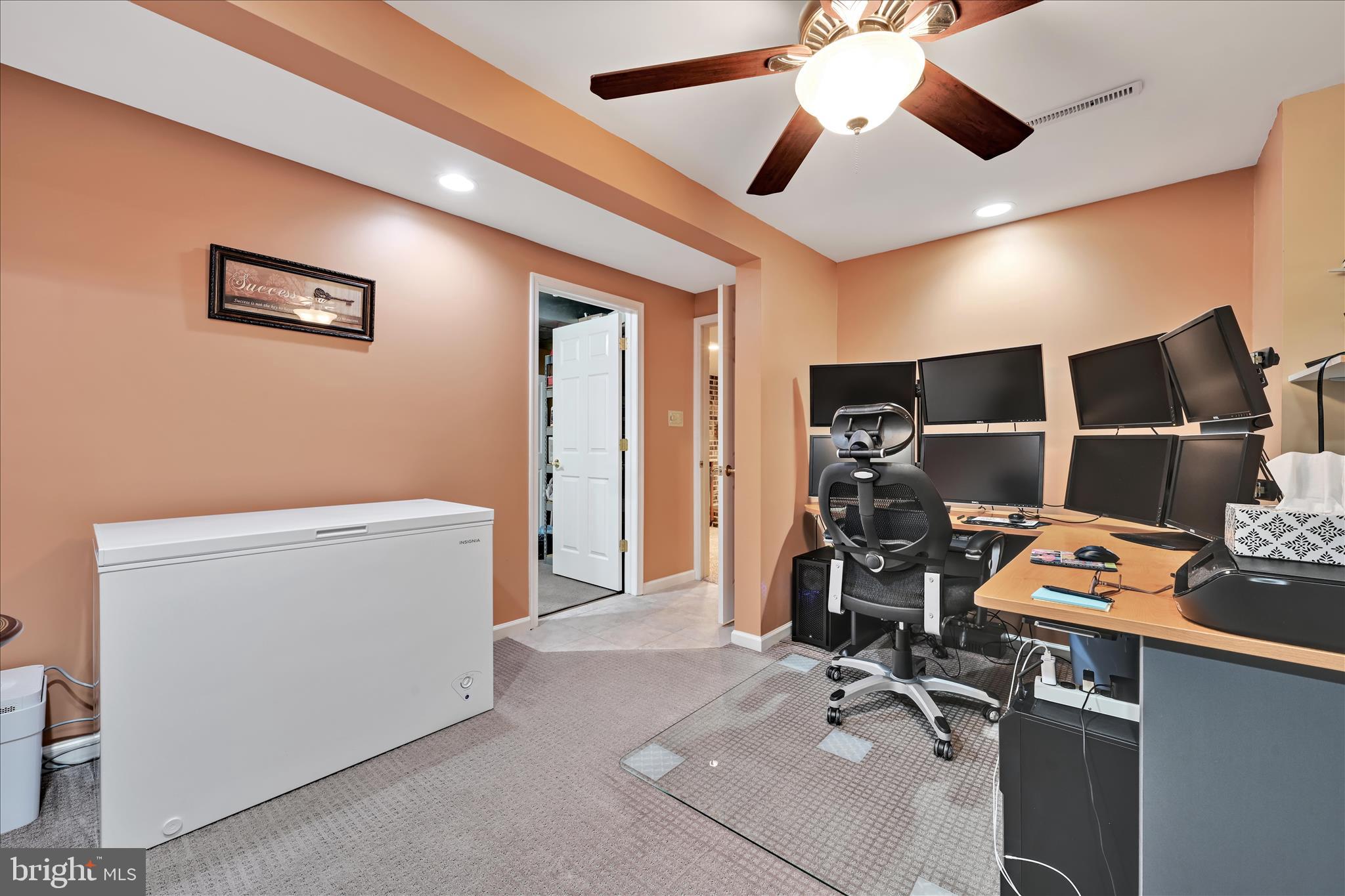 57 Wood Circle Reading, PA 19607 - Photo 37 of 46 a view of workspace