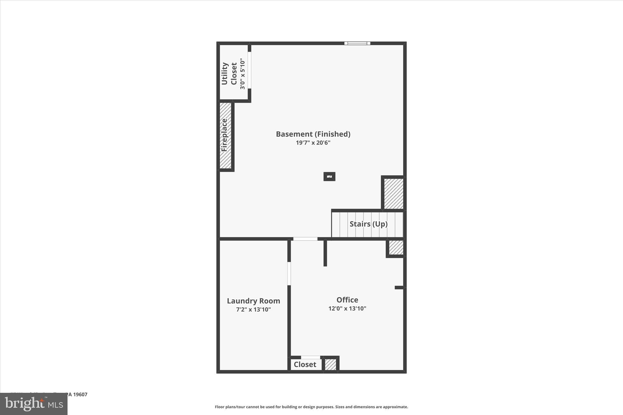 57 Wood Circle Reading, PA 19607 - Photo 46 of 46 a picture of a bathroom with a shower and a mirror