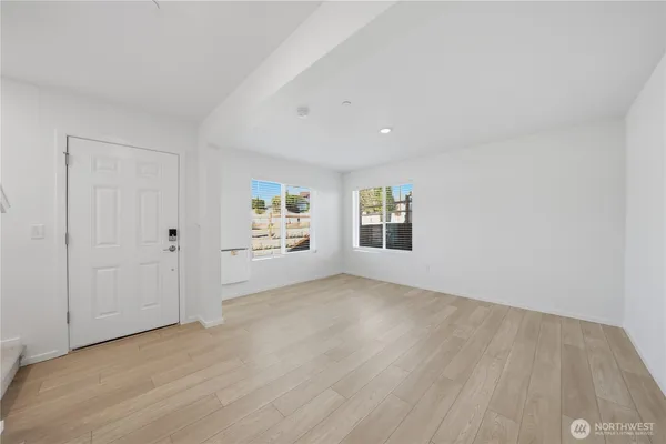 $669,950 | 9811 31st Avenue Southeast, Unit B3, Everett, WA 98208