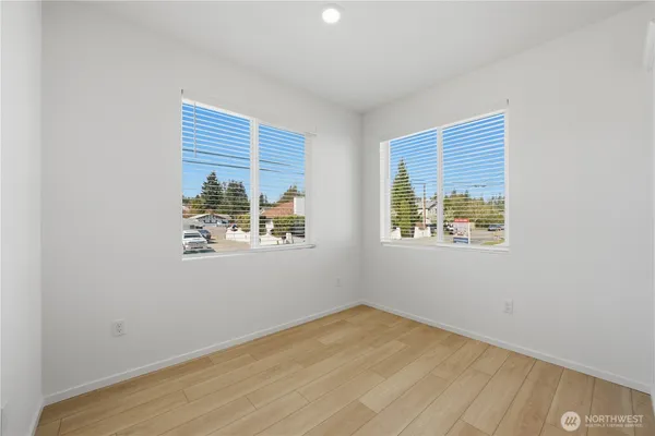 $669,950 | 9811 31st Avenue Southeast, Unit B3, Everett, WA 98208