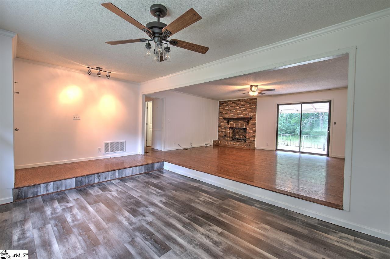 156 Botany Slopes Road Piedmont, SC 29673 - Photo 11 of 30 Gallery Image 11