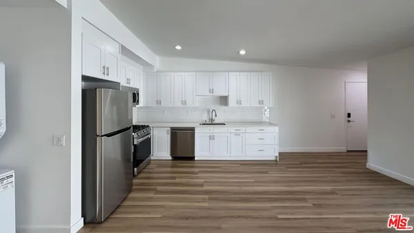 $2,750 | 3630 Midvale Avenue, Unit 1, Los Angeles, CA 90034