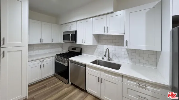 $2,750 | 3630 Midvale Avenue, Unit 1, Los Angeles, CA 90034