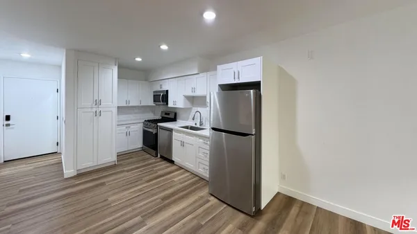$2,750 | 3630 Midvale Avenue, Unit 1, Los Angeles, CA 90034