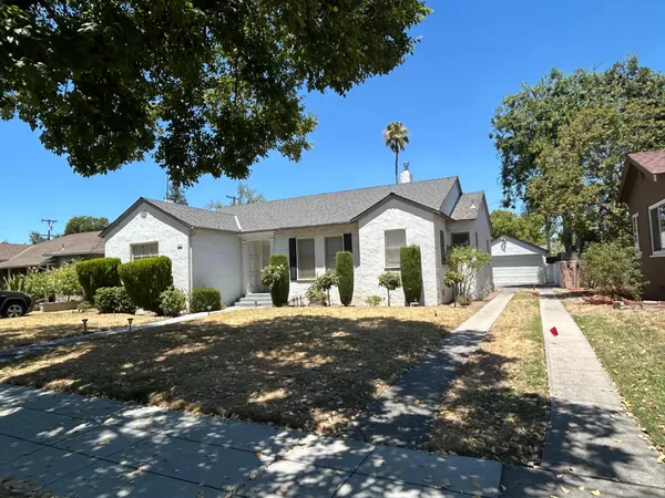 $530,000 | 143 East Weldon Avenue, Fresno, CA 93704