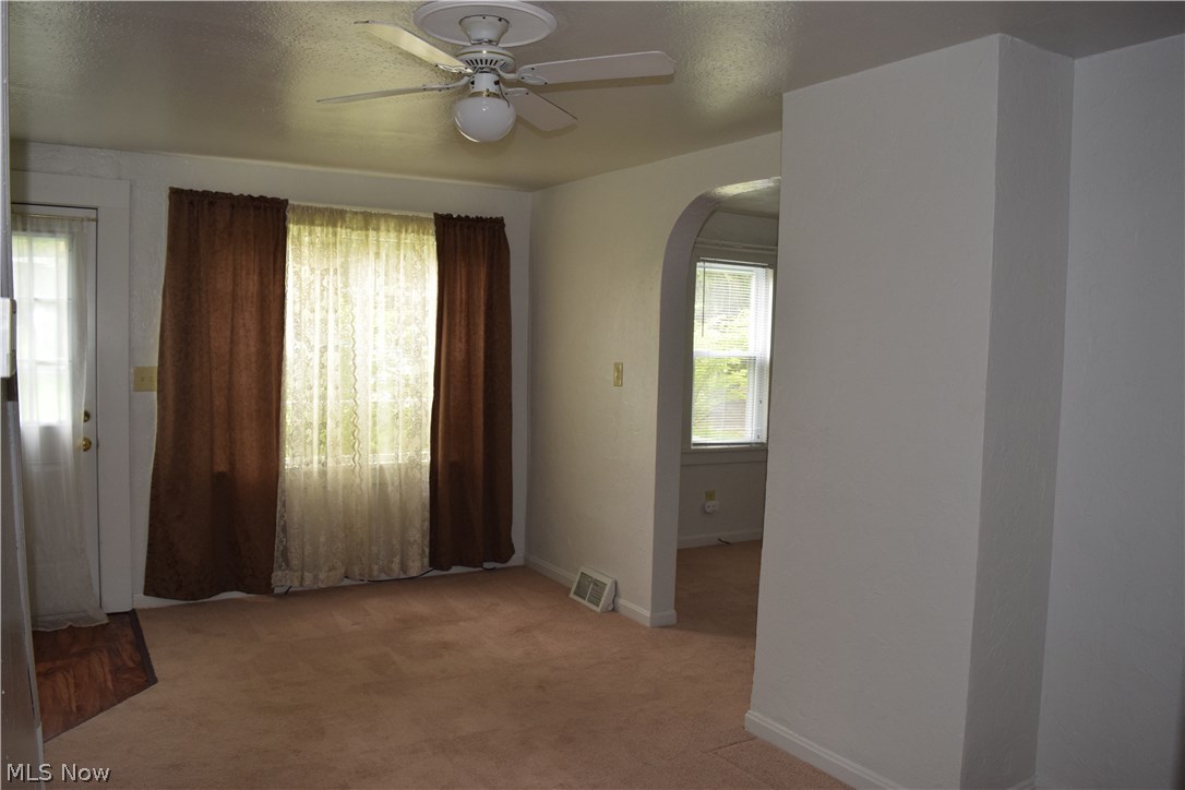 30975 Chardon Road Willoughby, OH 44094 - Photo 4 of 15