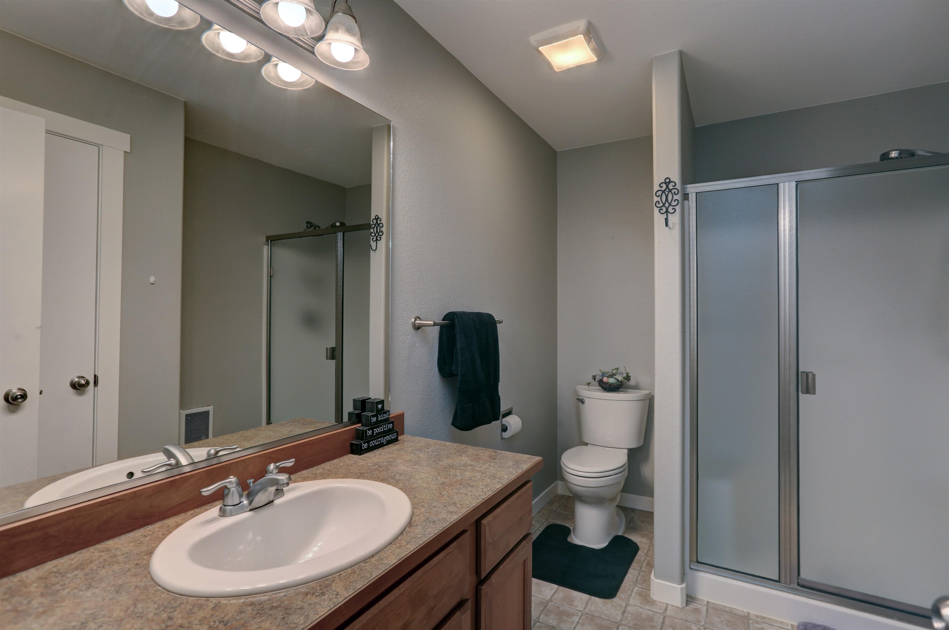2210 North Greenacres Road Spokane Valley, WA 99016 - Photo 23 of 40 Gallery Image 23