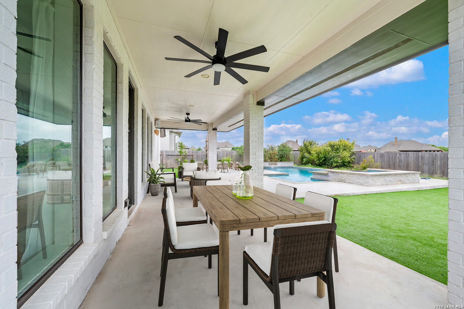 30106 Valley Run Fair Oaks Ranch, TX 78015 - Photo 2 of 26