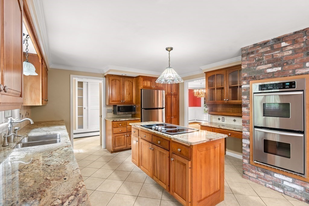 35 Fairbanks Road Raynham, MA 02767 - Photo 9 of 26 Gallery Image 9