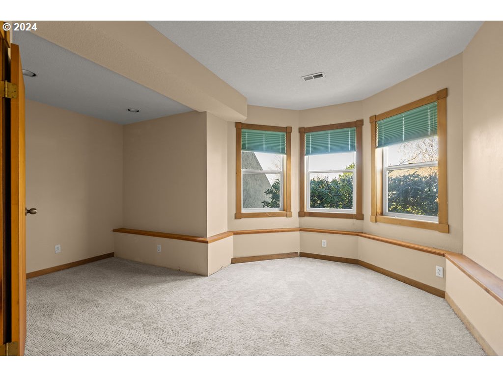 652 Northwest View Ridge Way Camas, WA 98607 - Photo 29 of 39 a view of an empty room with a window