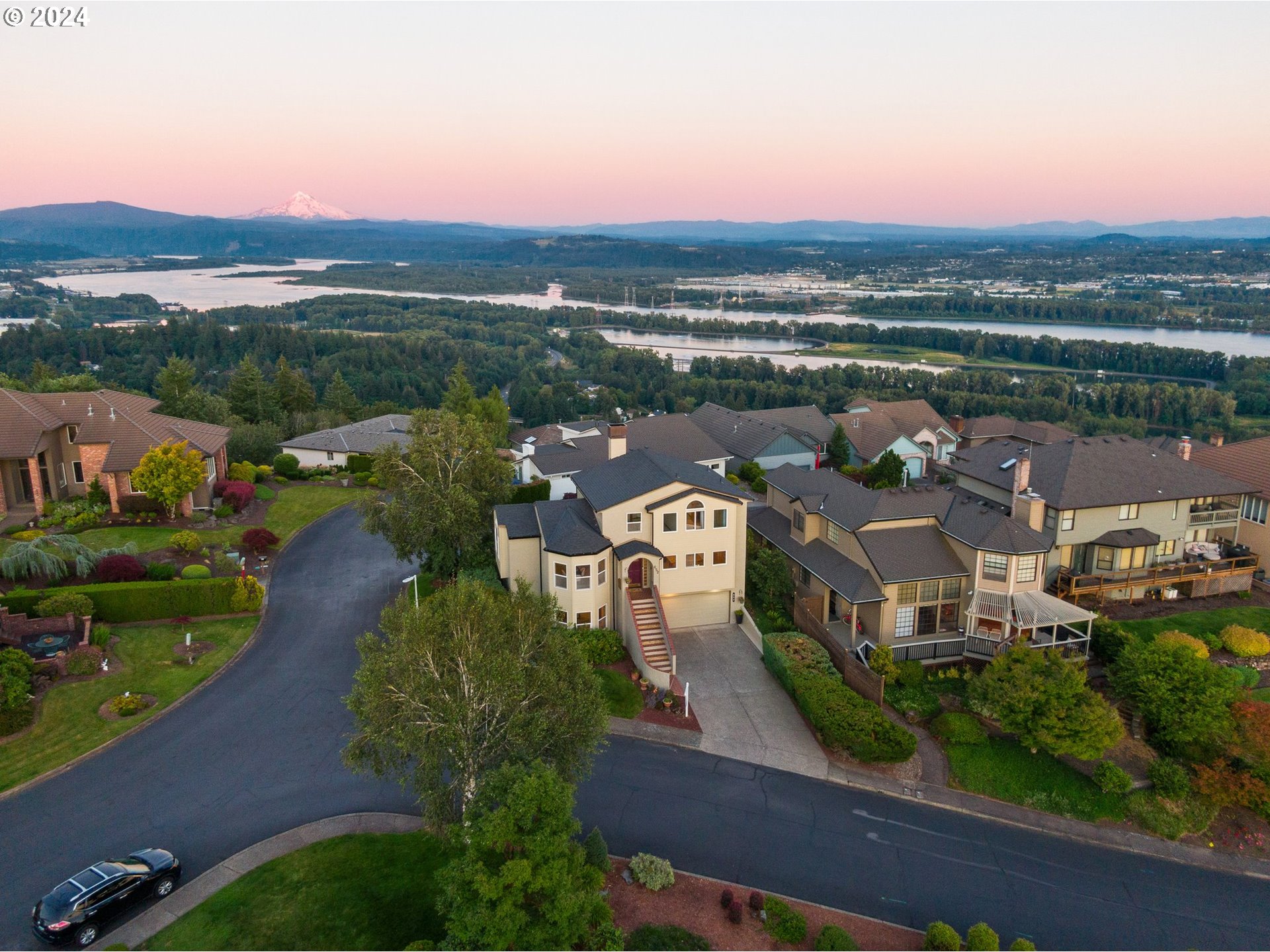 652 Northwest View Ridge Way Camas, WA 98607 - Photo 35 of 39 an aerial view of a house with a garden