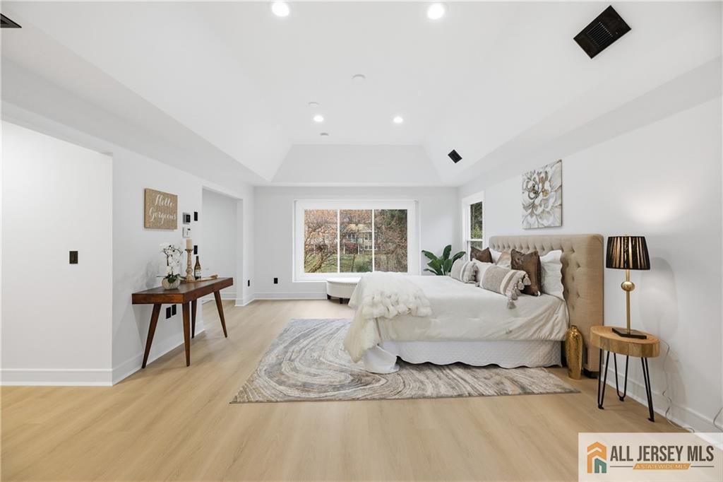 5 Hackett Drive Edison, NJ 08820 - Photo 38 of 78