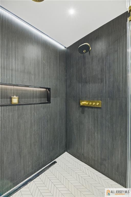 5 Hackett Drive Edison, NJ 08820 - Photo 41 of 78