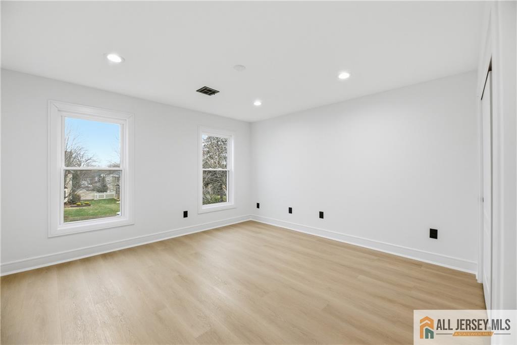 5 Hackett Drive Edison, NJ 08820 - Photo 51 of 78