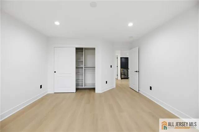 $1,815,000 | 5 Hackett Drive, Edison, NJ 08820