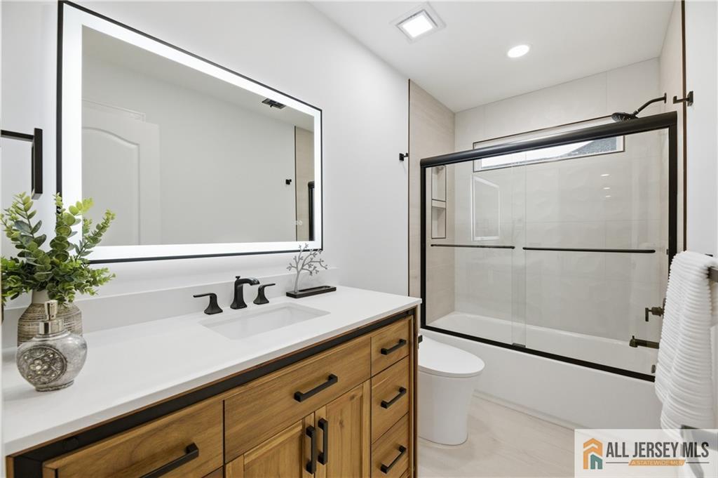 5 Hackett Drive Edison, NJ 08820 - Photo 53 of 78