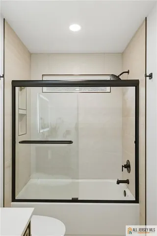 $1,815,000 | 5 Hackett Drive, Edison, NJ 08820