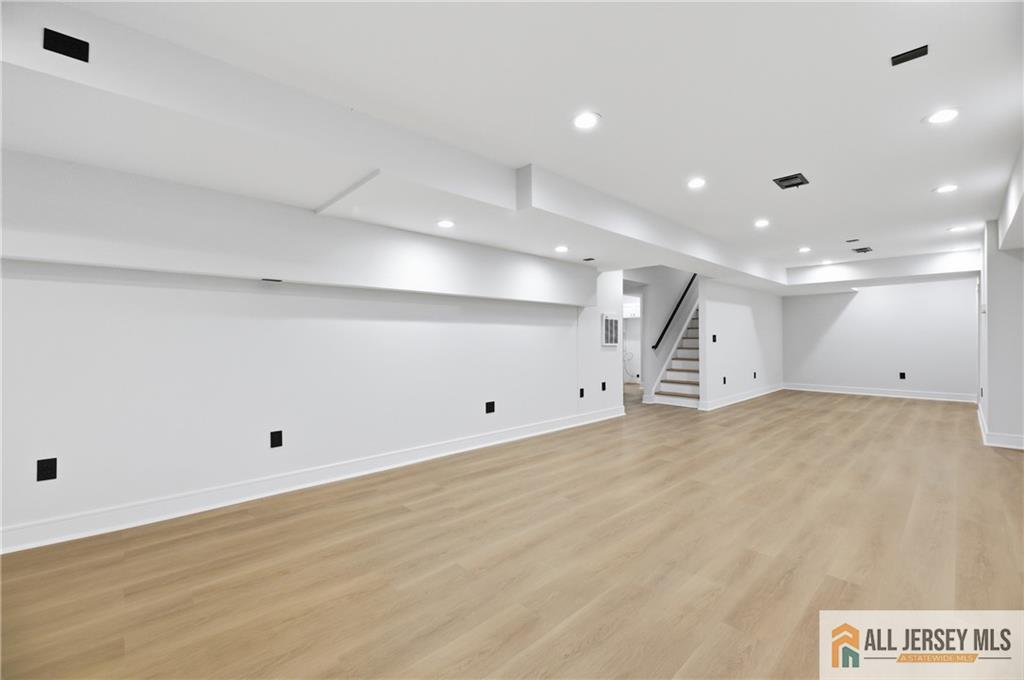 5 Hackett Drive Edison, NJ 08820 - Photo 56 of 78