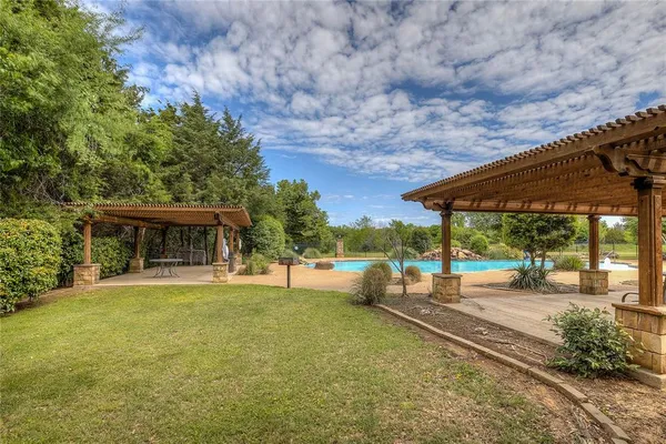 $659,999 | 1066 Canyon Lake Road, Wills Point, TX 75169