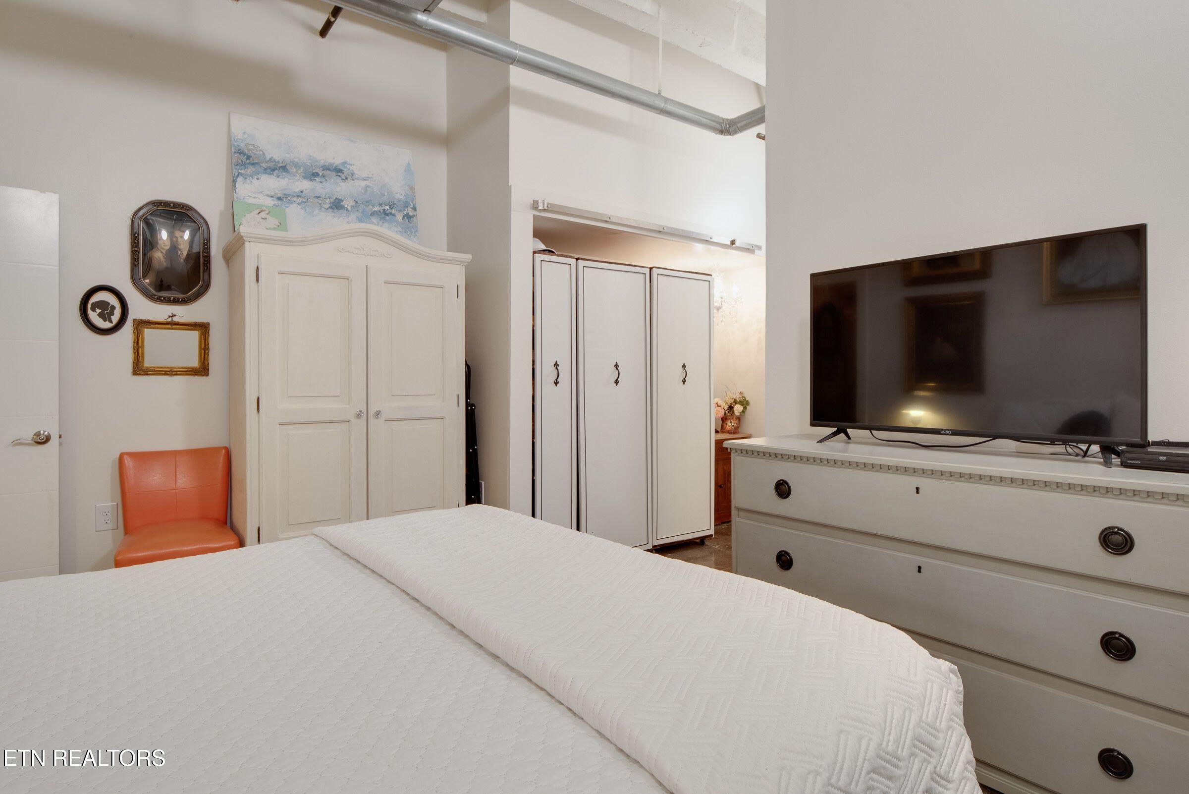 116 South Gay Street, Unit L101 Knoxville, TN 37902 - Photo 12 of 23 Bedroom 1a