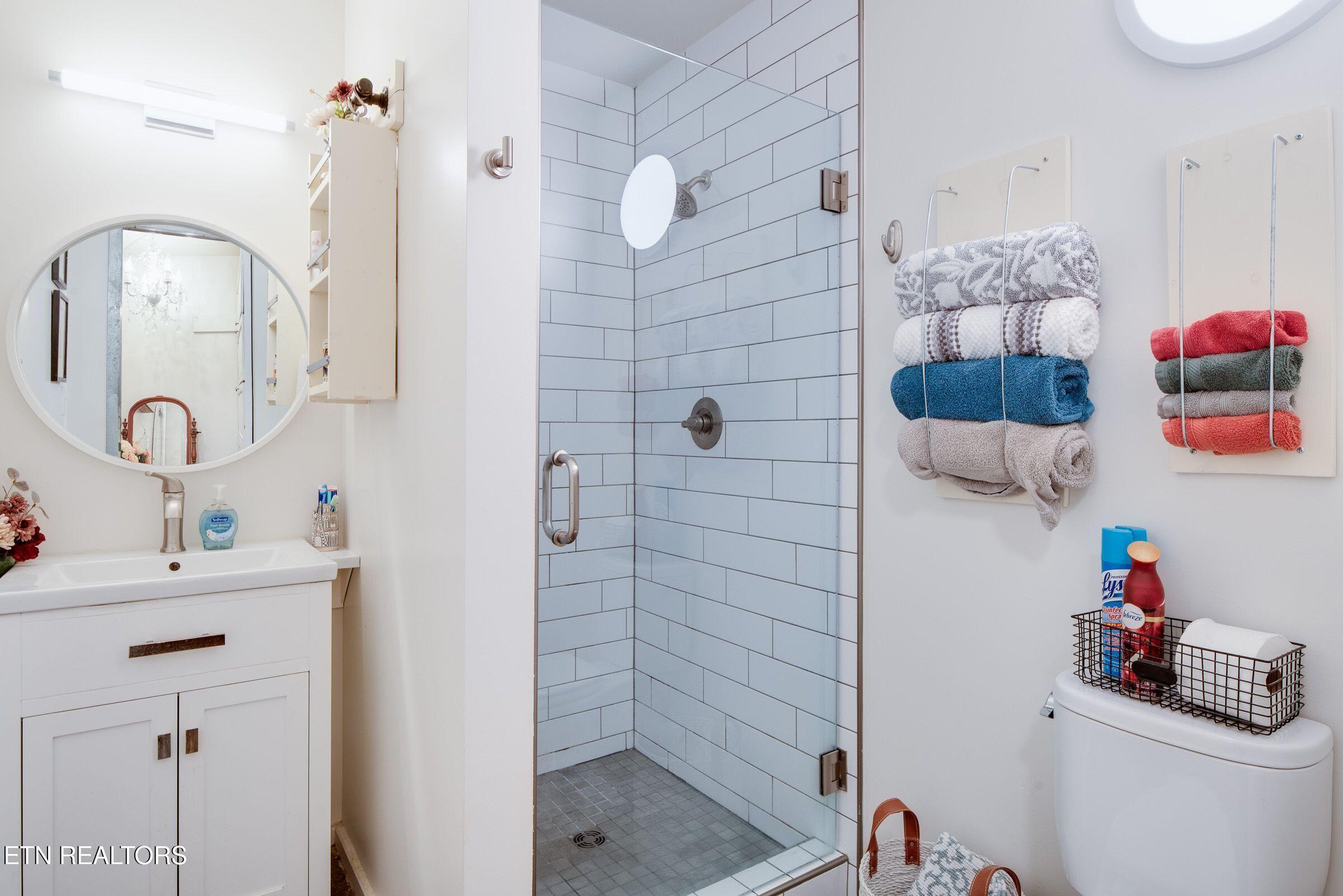 116 South Gay Street, Unit L101 Knoxville, TN 37902 - Photo 13 of 23 Bathroom 1