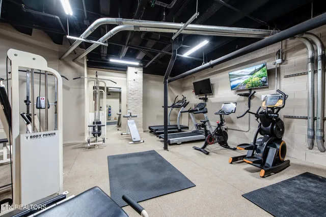 $587,500 | 116 South Gay Street, Unit L101, Knoxville, TN 37902