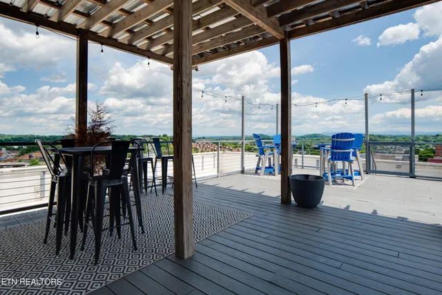 $587,500 | 116 South Gay Street, Unit L101, Knoxville, TN 37902