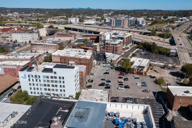 $587,500 | 116 South Gay Street, Unit L101, Knoxville, TN 37902