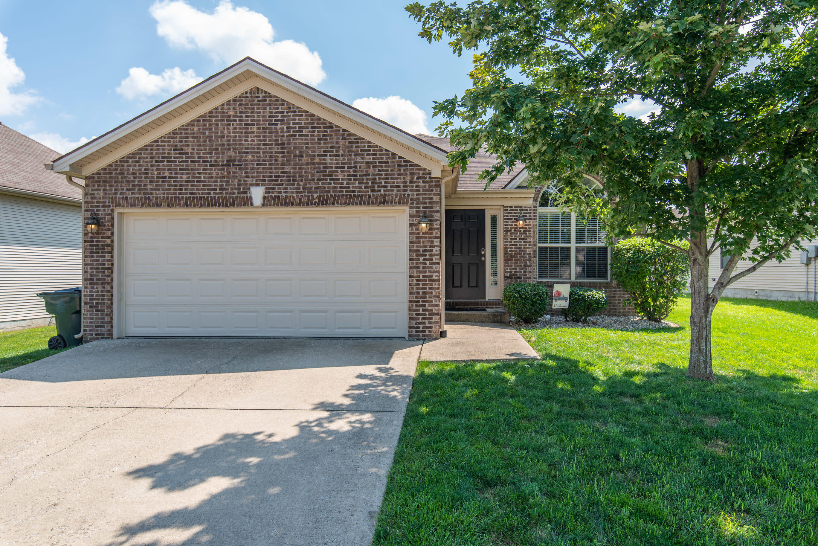 3209 Sandersville Road Lexington, KY 40511 - Photo 2 of 32 20210820-3209-Sandersville-Rd-isaacs-rea