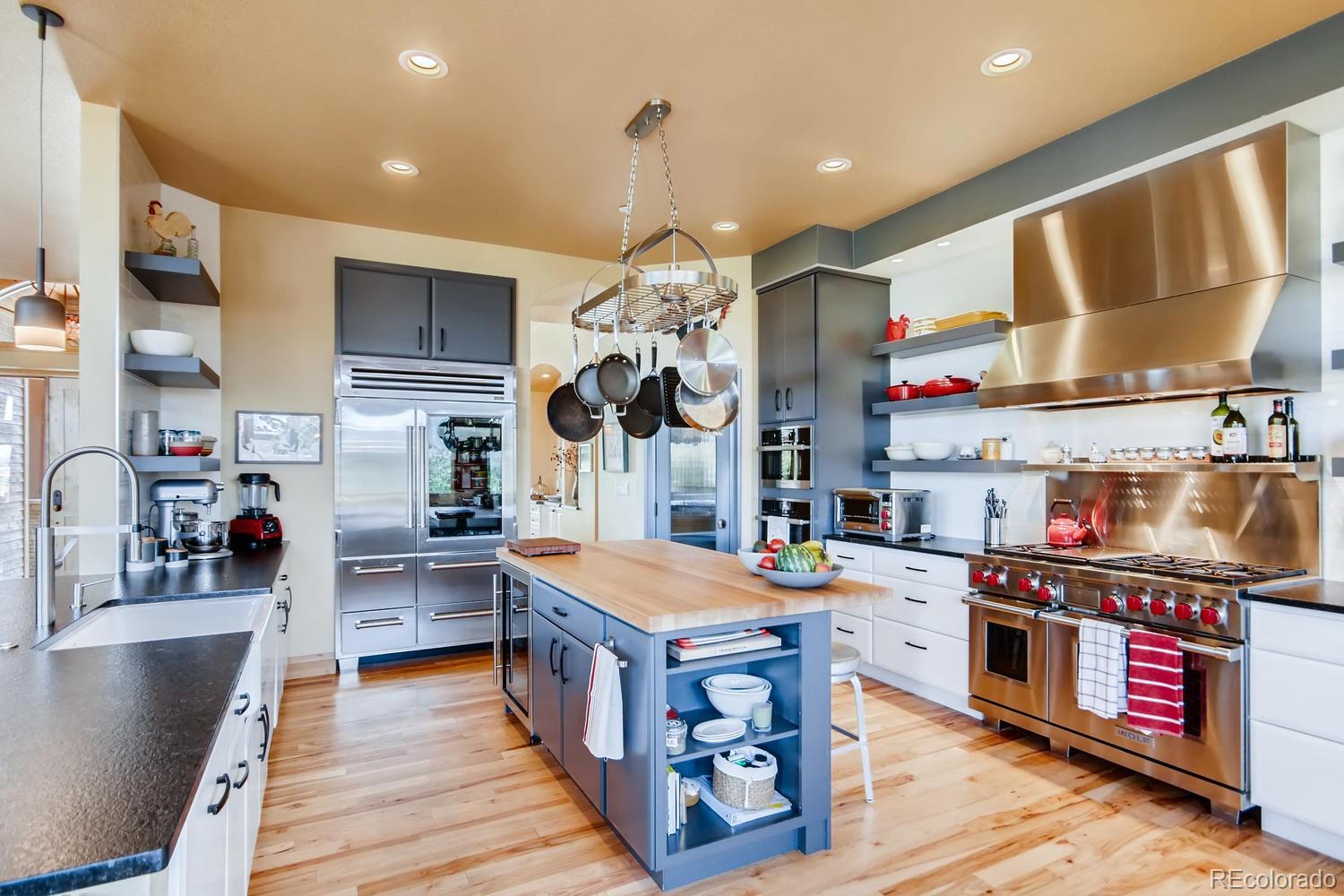 10484 Sunlight Drive Lafayette, CO 80026 - Photo 6 of 40