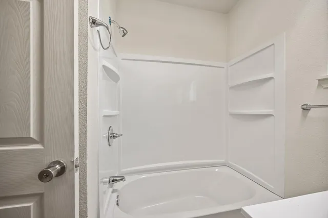 $290,000 | 2337 South Poppy Avenue, Fresno, CA 93706