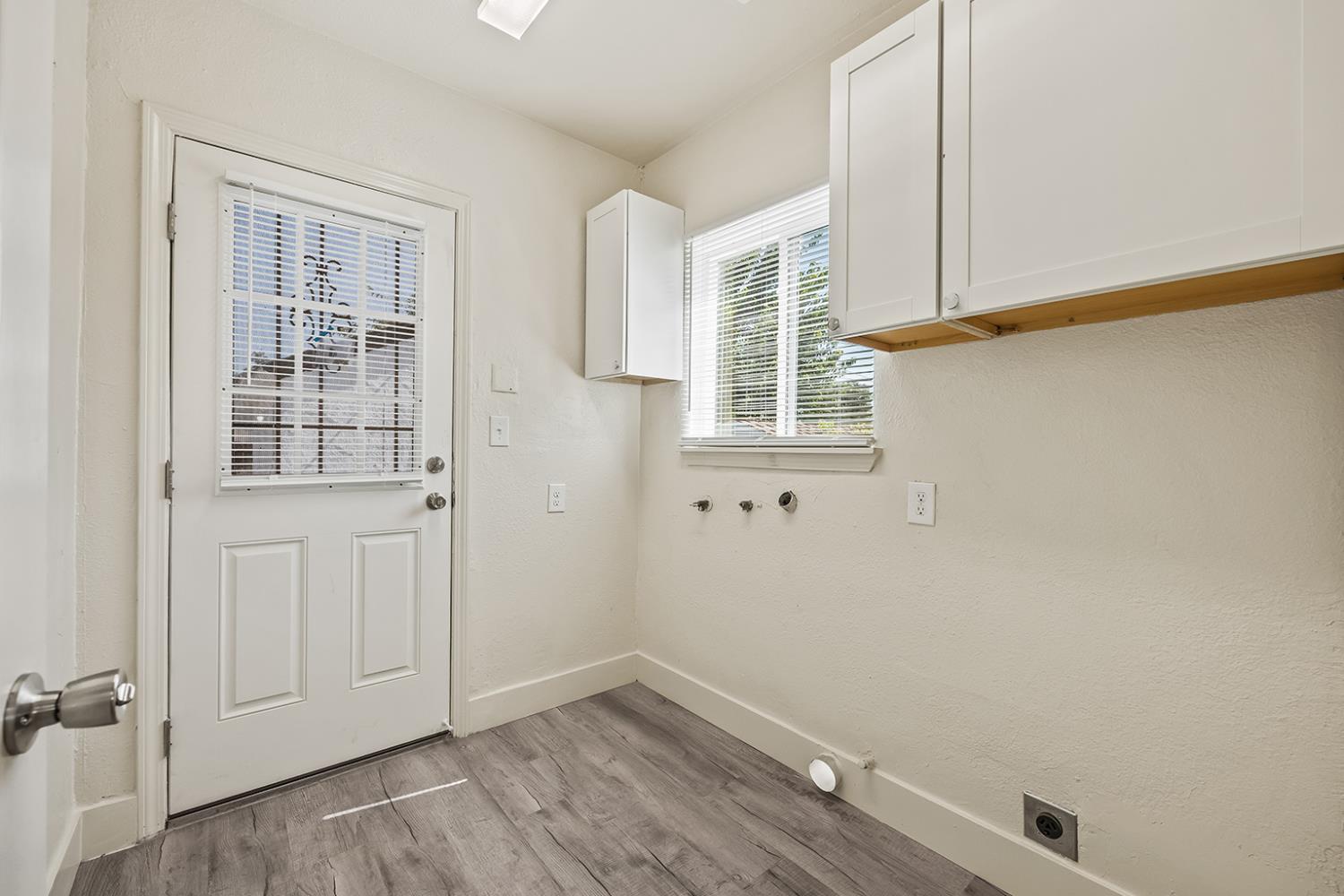 2337 South Poppy Avenue Fresno, CA 93706 - Photo 19 of 28