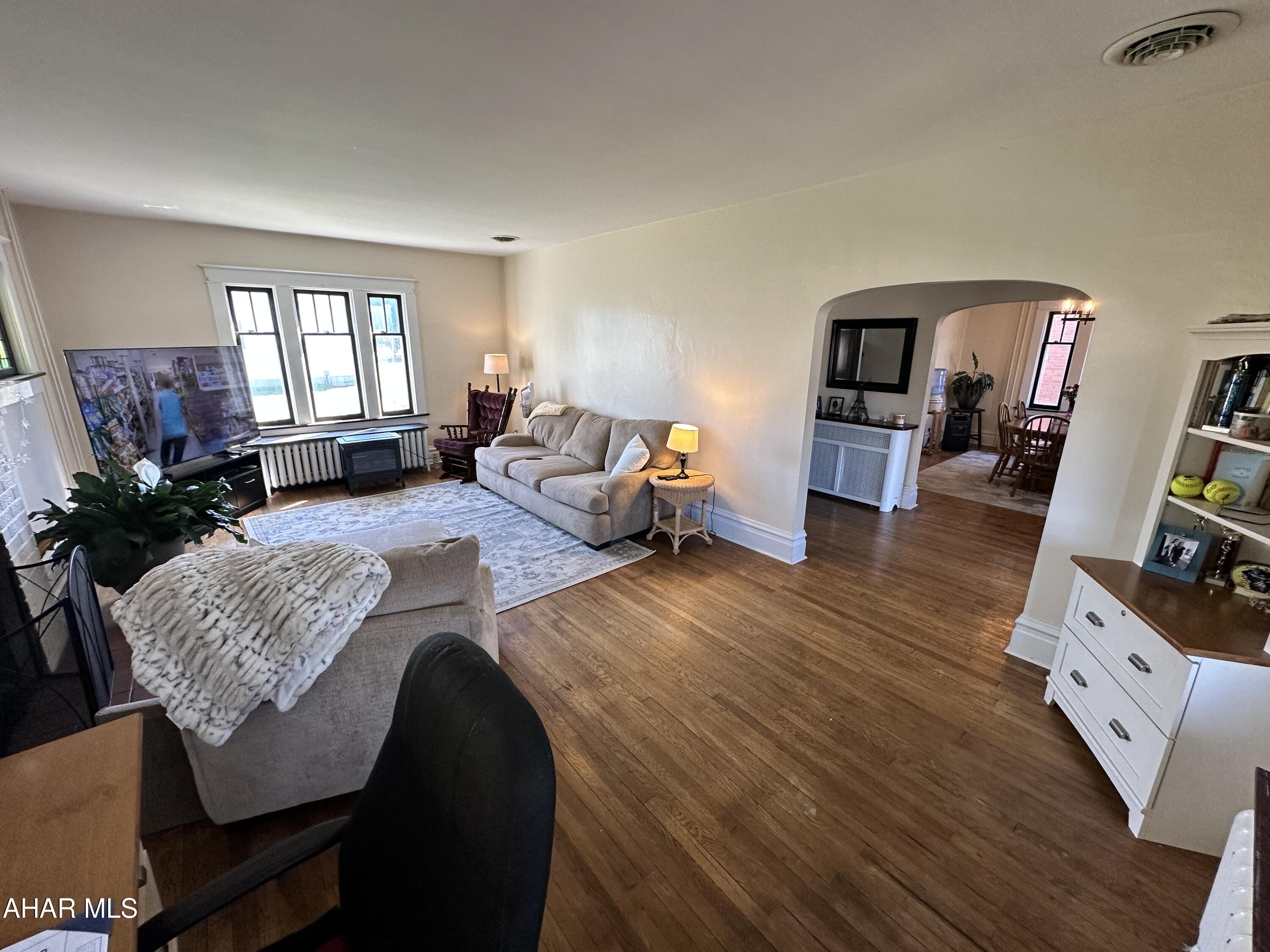 604 Walnut Street Roaring Spring, PA 16673 - Photo 9 of 32