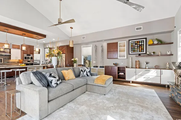 $929,500 | 4800 Camellia Drive, Myrtle Beach, SC 29577