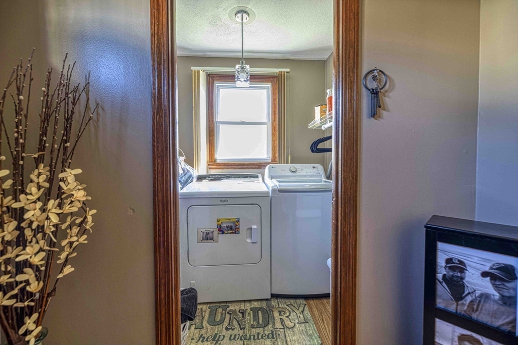 321 Embert Street Fall River, MA 02721 - Photo 12 of 31 Gallery Image 12