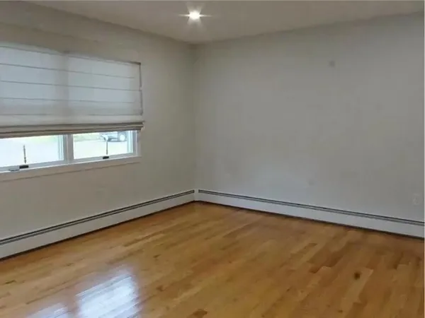 $2,575 | 14 Summer Street, West Warwick, RI 02893